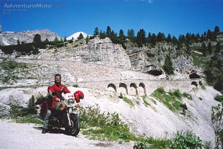 Passo di Falzarego, Just another few turns to reach Passo di Falzarego. Note the hairpin in the tunnel on the right side of the photo.