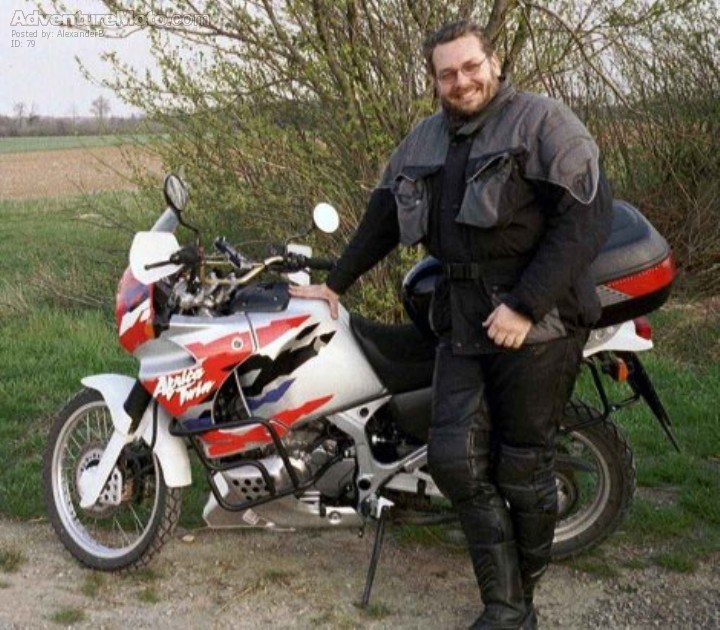 @ and Bobo in Hungaria, somwhere in the papmas of hungaria