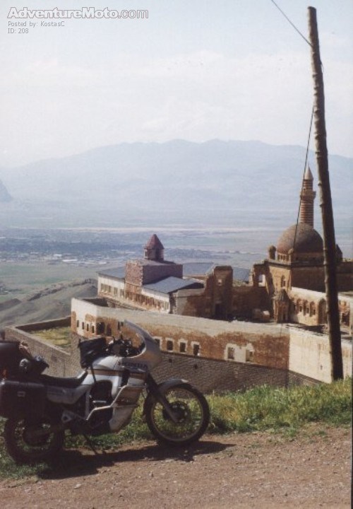 Ishak Pasha Palace - Near the Iranian borders , tha famous Ishak Pasha Palace was one stop of the silk road caravans