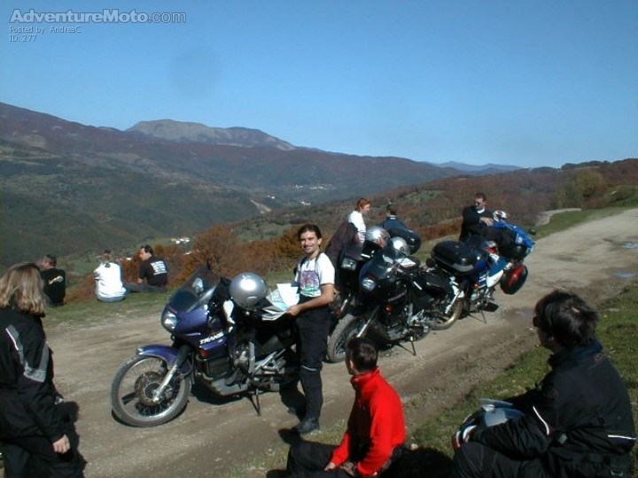LISSTA tour in Liguria - Off road track in Liguria, on October 2001.
Another success from LISSTA!!