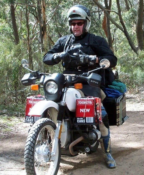 Beer Truck - 2 Cartons of beer and twenty minutes later a massive highside!