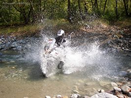 Moto Adventures - River Crossing - Motoadventures.gr